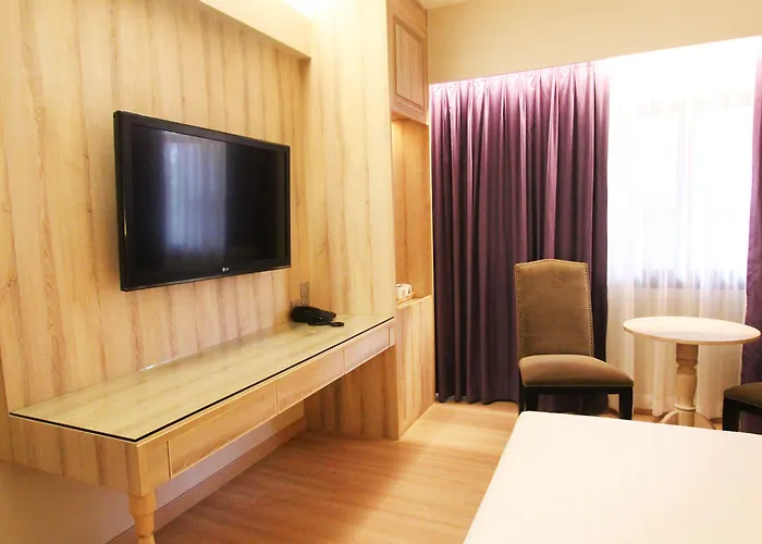 The Rajtaevee Hotel 3*