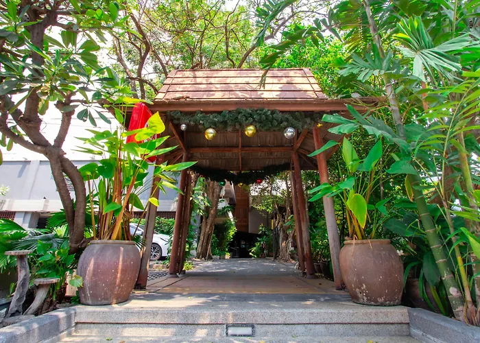 The Rajtaevee Hotel 3*